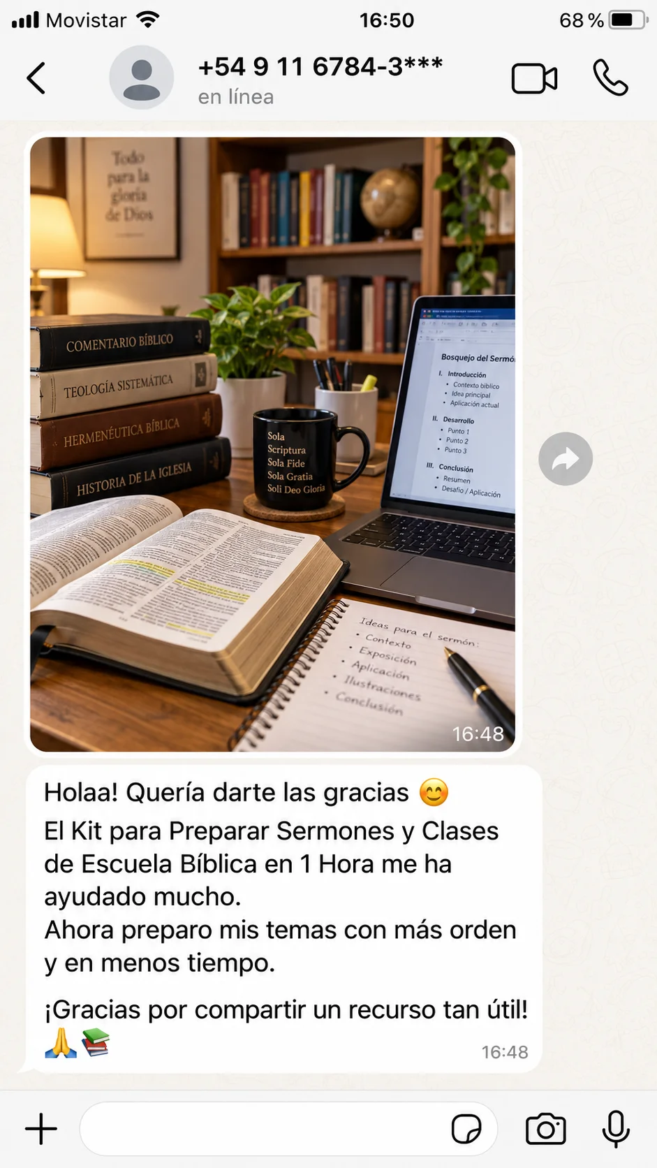 Captura de WhatsApp: escritorio de estudio con bosquejo del sermón y mensaje de agradecimiento